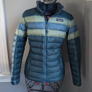 Patagonia Women's Teal and Light Blue Puffer Jacket